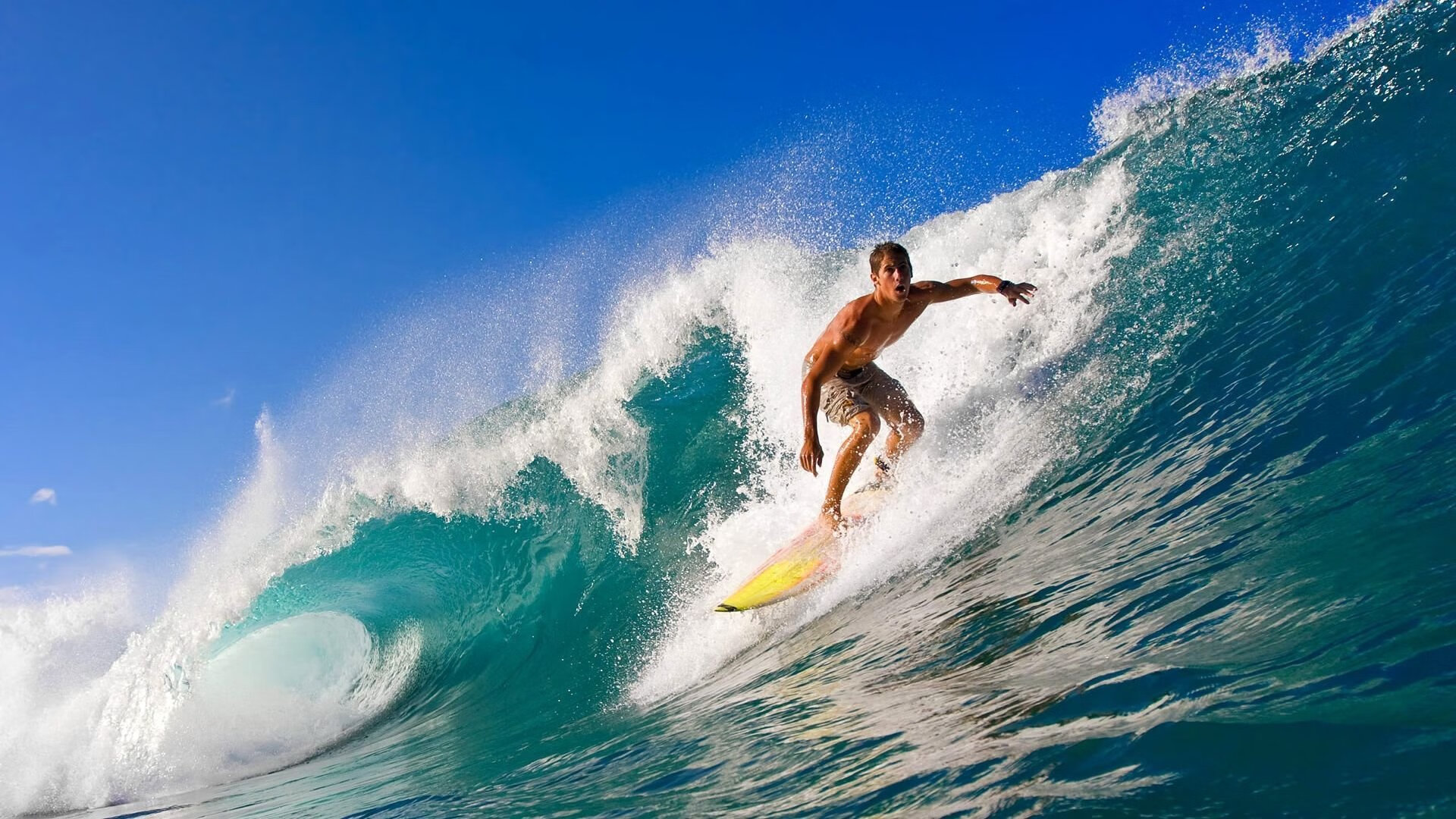 湖人逆转取胜，詹姆斯表现全场最佳，詹姆斯率领湖人夺冠